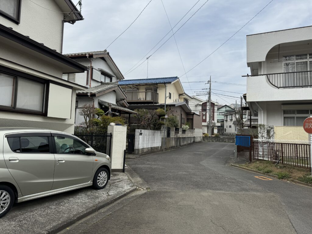 相続発生のご実家の売却で使用貸借の知人が居住中で退去交渉があるご売却