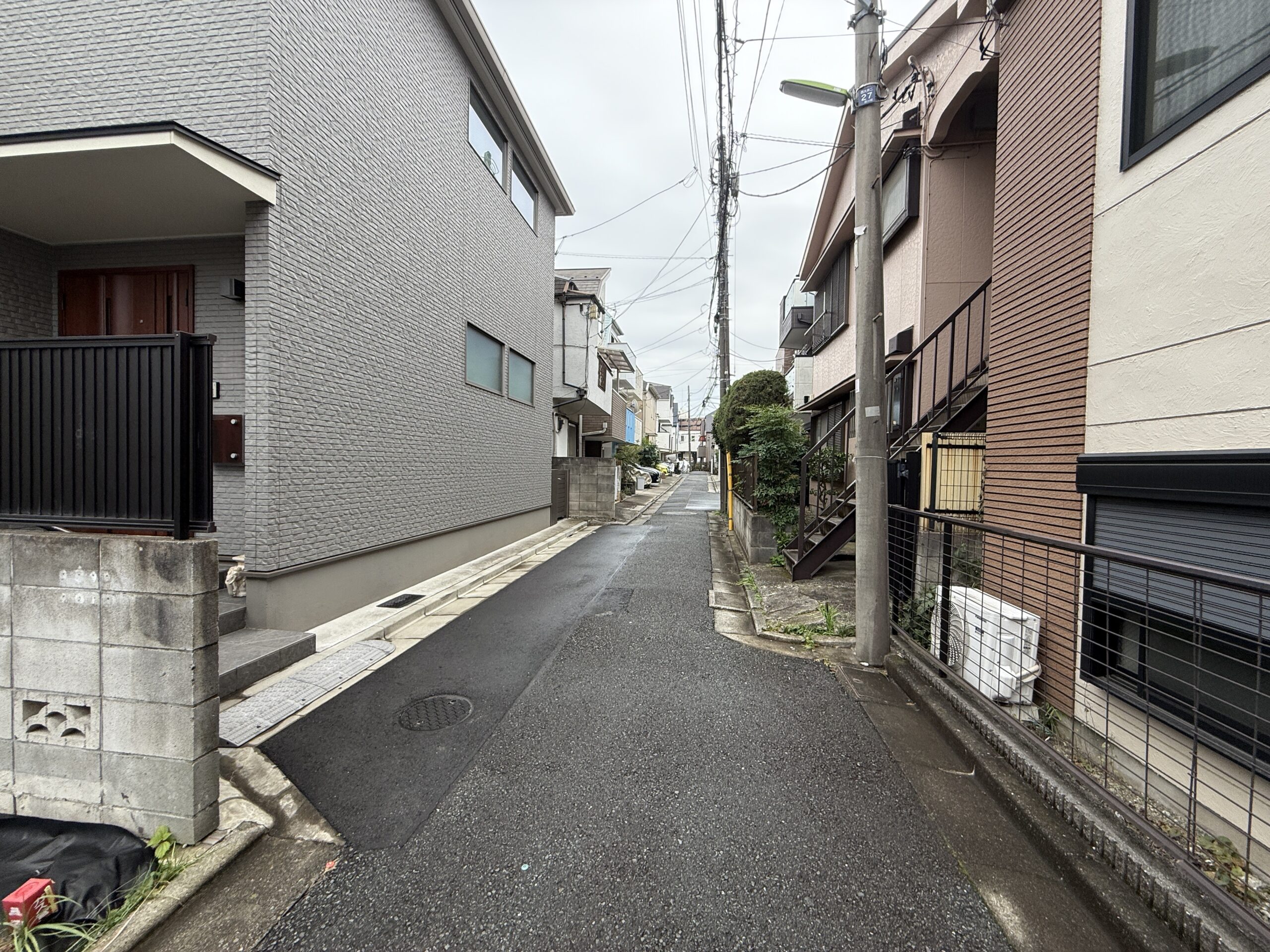 90代と80代の歩けない高齢ご兄弟と他県２県の相続人との紛争を調整しながら他社仲介に競い勝ち御契約